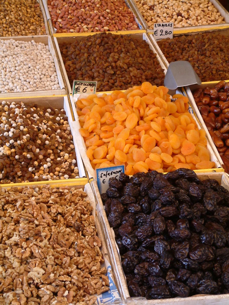 Frutta secca benefici fisioterapia Milano