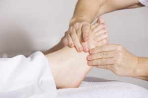 Mobilizzazione piede fisioterapia Milano